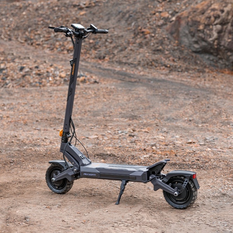 Ausom DT2 Pro – vysoce výkonná elektrická koloběžka, dojezd 115 km, odpružení, Max. rychlost 20/25 km/h