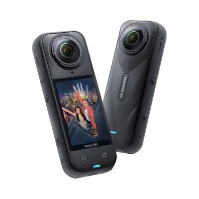 Akční kamera Insta360 X5 v balíčku Explorer, 8K 360° video, snímače 1/1,28″ – Midnight Black